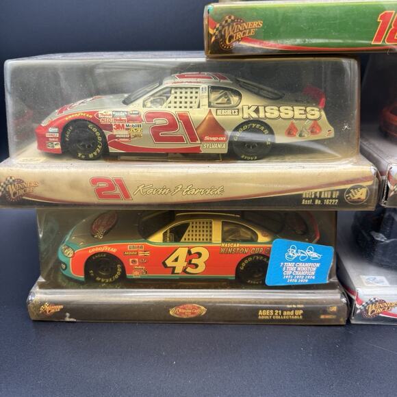 Lot Of 5 Winners Circle NASCAR Diecast Cars Scale 1:24 Racecars Vintage - Picture 2 of 6